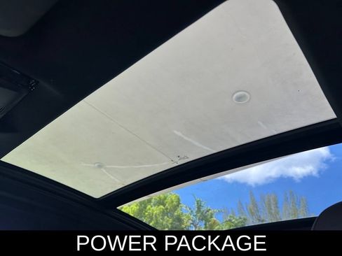 Used 2025 BMW X6 xDrive40i AWD/4WD image 14