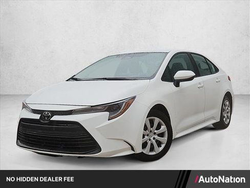 Used 2024 Toyota Corolla LE FWD image 1