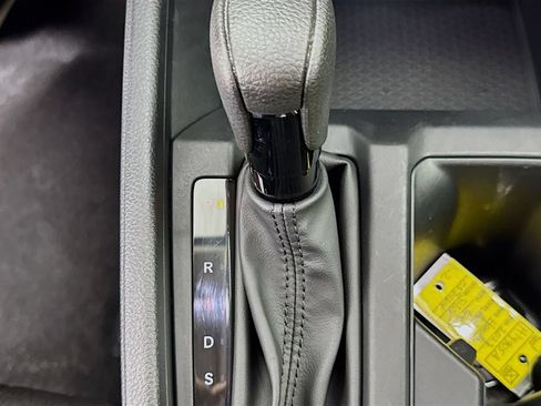 Used 2023 Honda Accord LX image 22