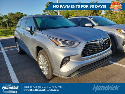 Used 2023 Toyota Highlander Limited