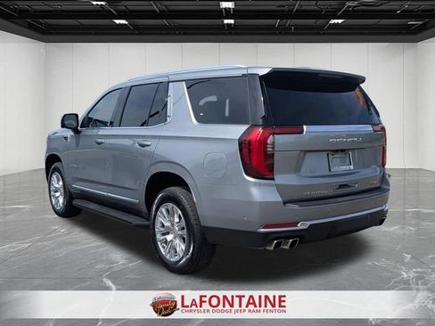 Used 2025 GMC Yukon Denali AWD/4WD image 3
