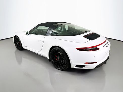 Certified 2019 Porsche 911 Targa 4 GTS AWD/4WD image 3