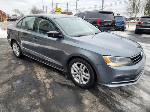 Used 2015 Volkswagen Jetta S w/ Welcome Package image 3