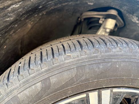 Certified 2023 Volvo XC90 B5 Plus w/ Protection Package Premier image 32