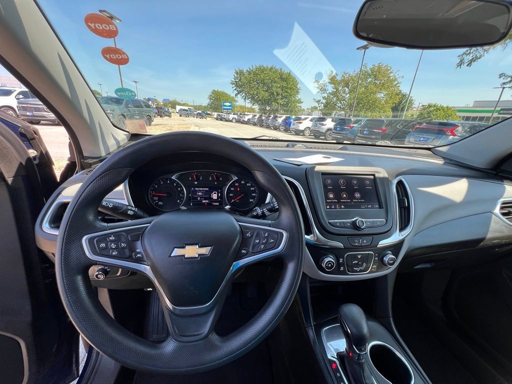 Used 2022 Chevrolet Equinox LT FWD image 35