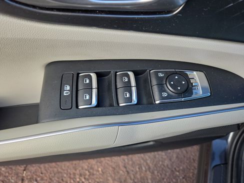 Used 2022 Kia Sorento EX w/ Panoramic Sunroof Package image 31