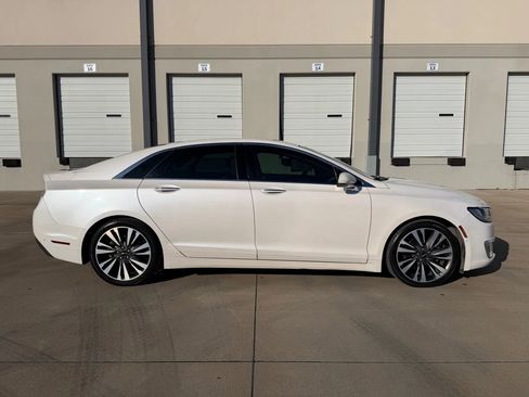 Used 2020 Lincoln MKZ Reserve w/ Elements Package image 3