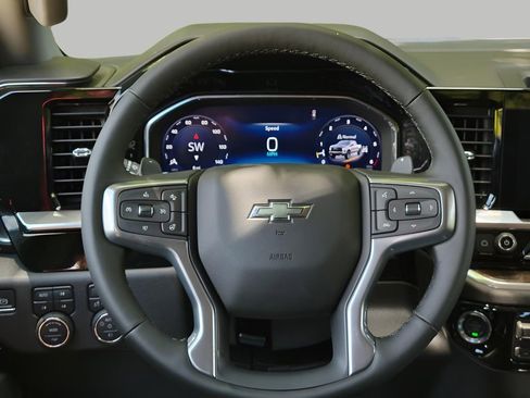 New 2025 Chevrolet Silverado 1500 LT Trail Boss w/ Convenience Package II AWD/4WD image 19