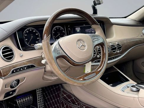 Used 2015 Mercedes-Benz S 550 Sedan image 14