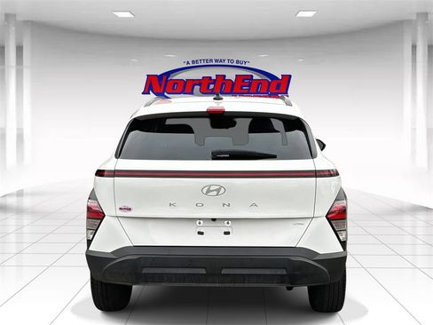 Used 2024 Hyundai Kona SEL w/ Convenience Package image 6