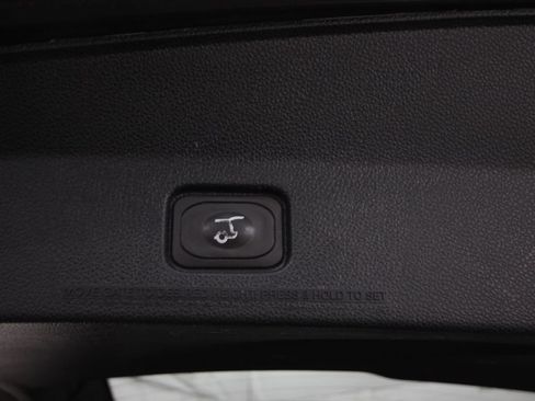 Used 2018 Ford Explorer Limited FWD image 7