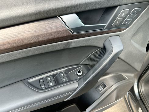 Used 2023 Audi Q5 2.0T Premium Plus image 13