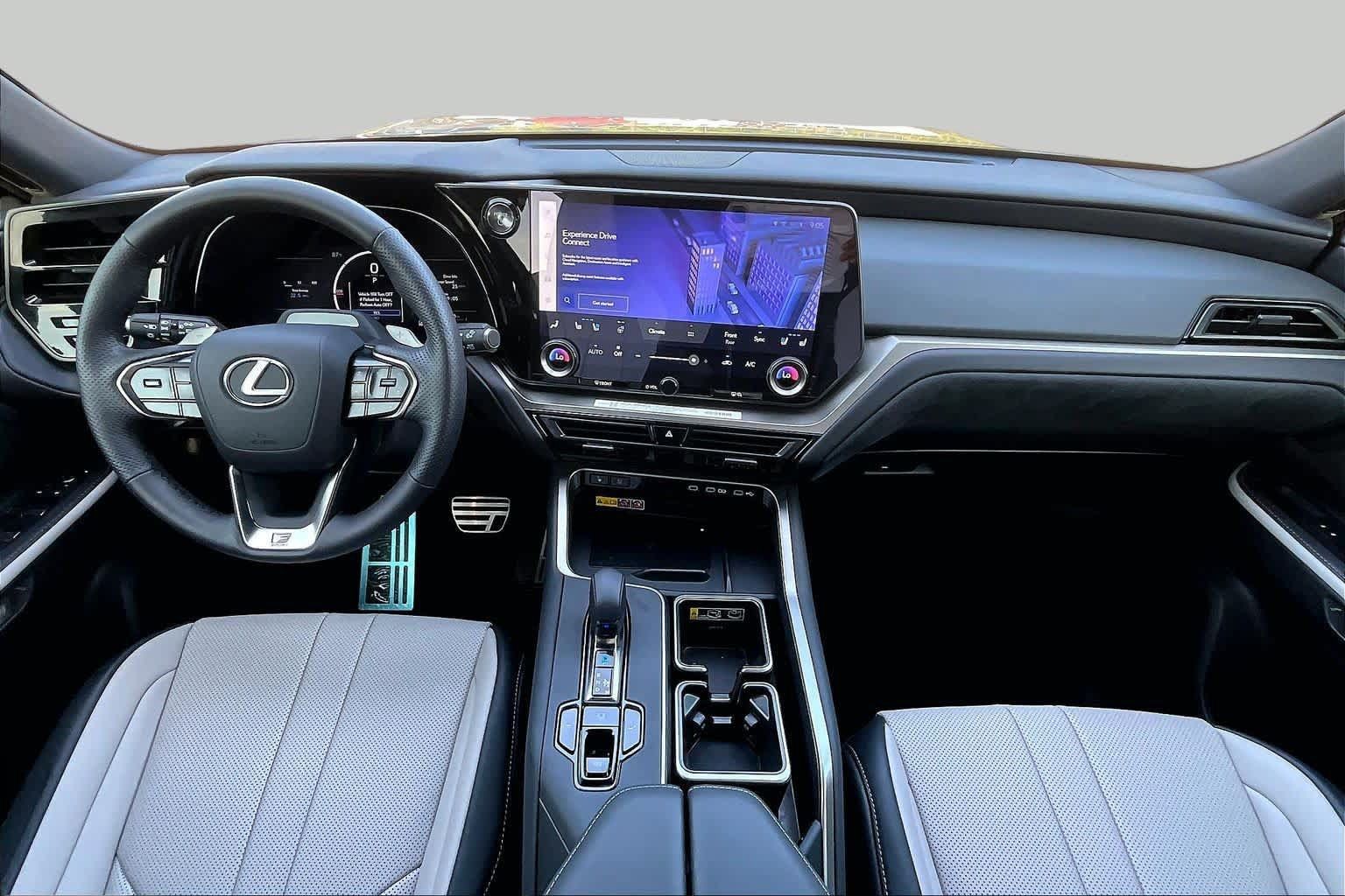 Used 2026 Lexus TX 500h AWD w/ Technology Package image 16
