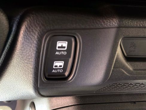 New 2026 Jeep Wrangler Unlimited Sahara AWD/4WD image 17