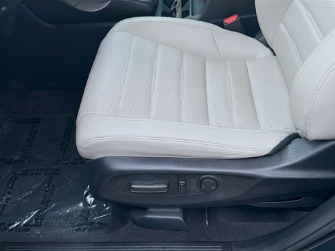 Certified 2023 Honda CR-V EX-L image 13