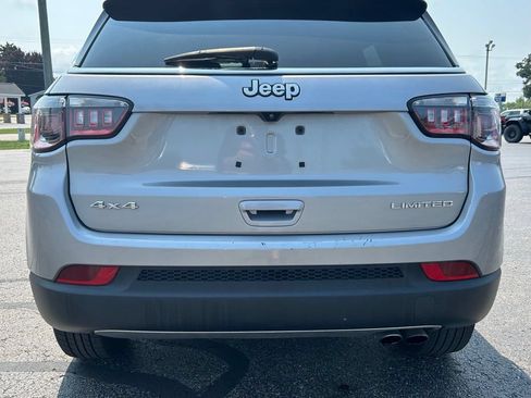 Used 2022 Jeep Compass Limited AWD/4WD image 38