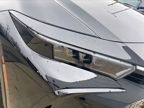 Used 2026 Toyota Crown Limited w/ Advanced Technology Package image 33