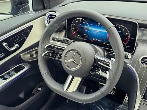New 2026 Mercedes-Benz GLC 300 4MATIC image 28