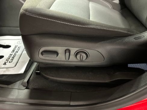 Used 2024 Chevrolet Blazer LT w/ Convenience Package image 13