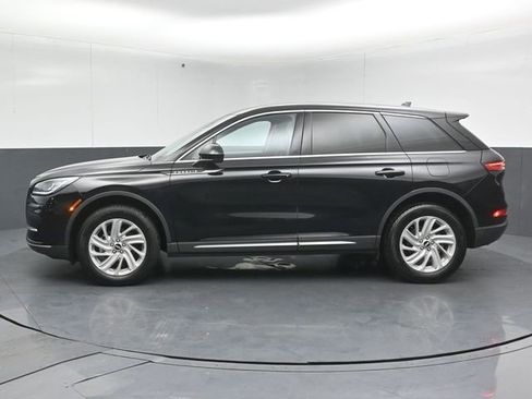 Certified 2024 Lincoln Corsair AWD image 8