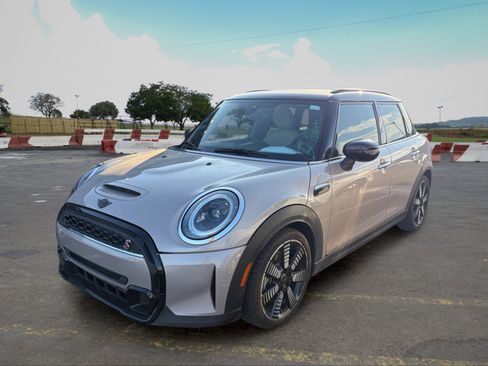 Used 2022 MINI Cooper S FWD image 5