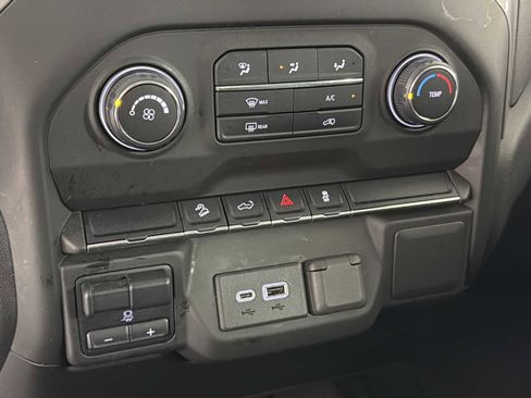 Used 2021 Chevrolet Silverado 1500 Custom Trail Boss image 27