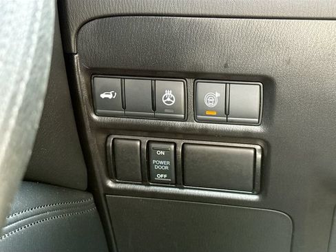 Used 2024 Nissan Armada SL AWD/4WD image 36