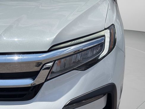 Used 2020 Honda Pilot Touring image 36