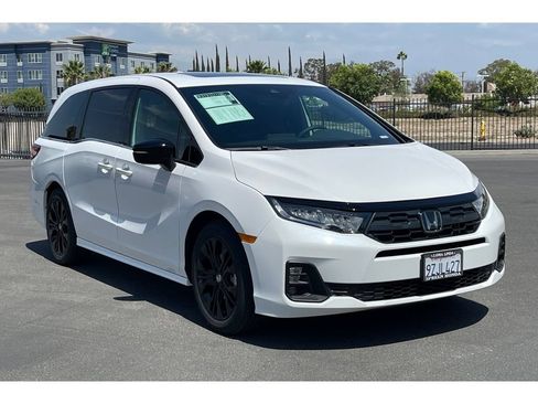 Certified 2026 Honda Odyssey Sport-L image 8