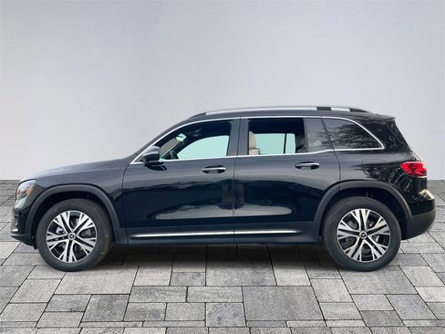 New 2026 Mercedes-Benz GLB 250 4MATIC image 4