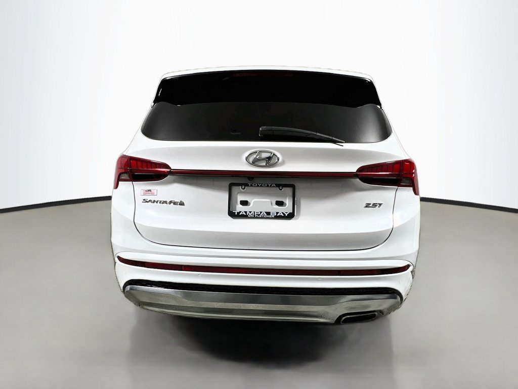 Used 2022 Hyundai Santa Fe Calligraphy FWD image 4