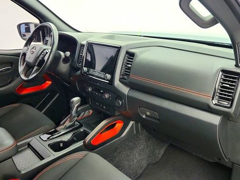 Used 2022 Nissan Frontier Pro-X w/ Technology Package image 25
