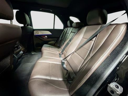 Used 2021 Mercedes-Benz GLE 350 4MATIC w/ Premium Package image 19