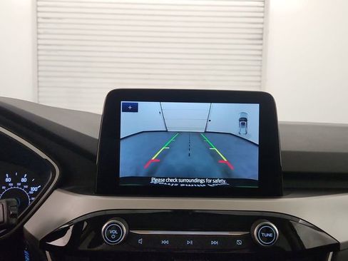 Used 2022 Ford Escape SEL image 24