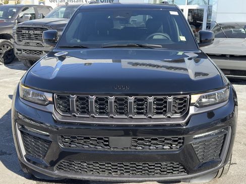 New 2026 Jeep Grand Cherokee Limited w/ Limited Altitude Package image 2