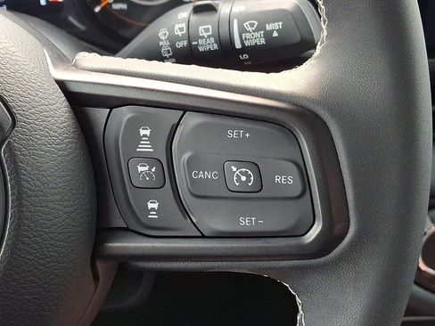 Used 2025 Jeep Wrangler Unlimited Rubicon AWD/4WD image 21