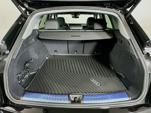 Used 2025 Audi Q5 Premium w/ Premium Plus AWD/4WD image 22