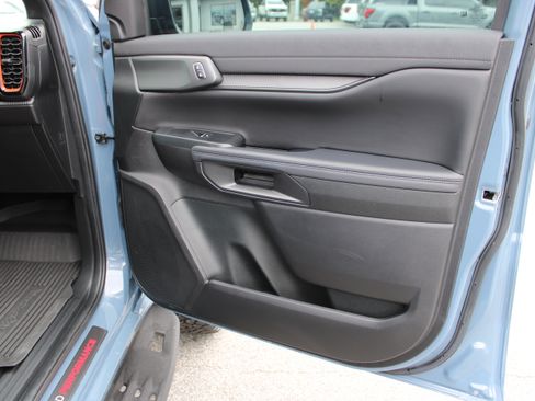 Used 2025 Ford Ranger Raptor AWD/4WD image 16