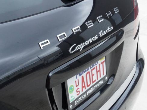 Used 2012 Porsche Cayenne Turbo AWD/4WD image 32