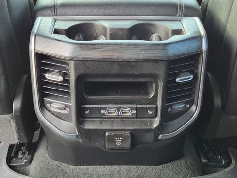 Used 2024 RAM 1500 Laramie AWD/4WD image 16
