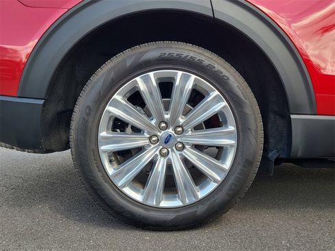 Certified 2023 Ford Explorer Limited w/ Limited Technology Package image 5