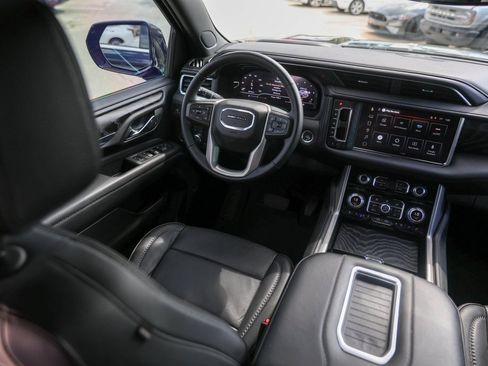 Used 2023 GMC Yukon XL Denali w/ Max Trailering Package image 28