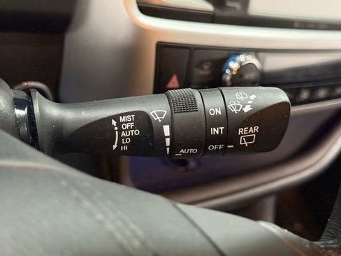 Used 2016 Toyota Highlander Limited Platinum FWD image 21
