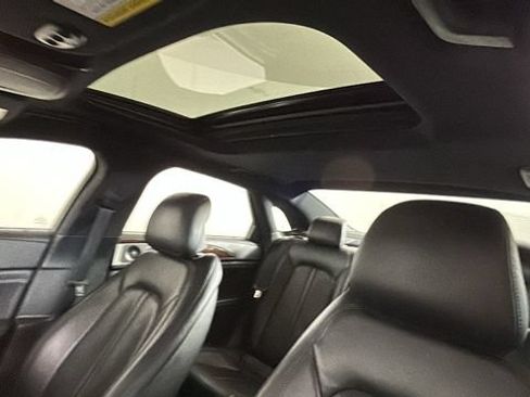 Used 2018 Lincoln MKZ Reserve w/ Climate Package FWD image 12