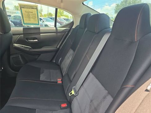 Used 2023 Nissan Sentra SR w/ Midnight Edition Package FWD image 12