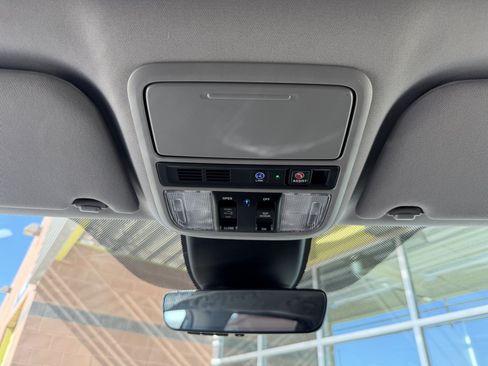 Used 2024 Honda Odyssey Touring image 24