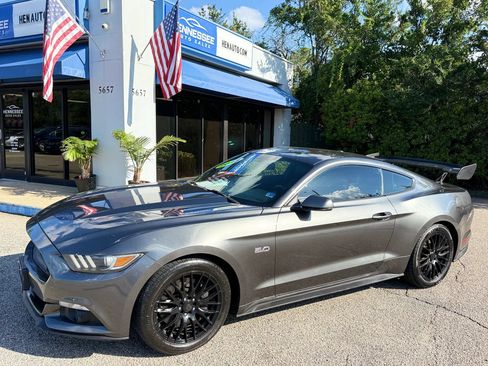 Used 2015 Ford Mustang GT Premium RWD image 39