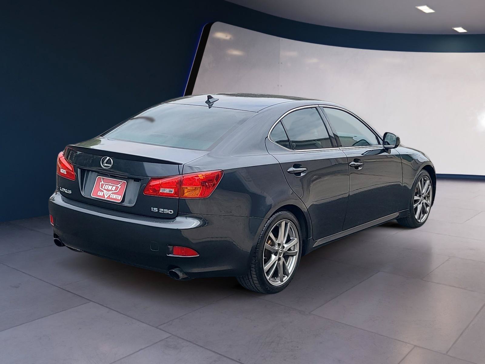 Used 2008 Lexus IS 250 w/ Premium Pkg RWD image 5