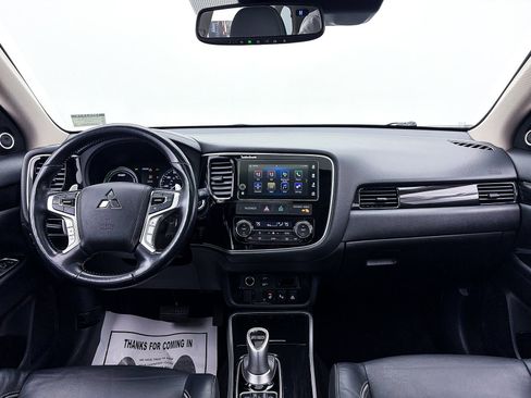 Used 2018 Mitsubishi Outlander GT image 23