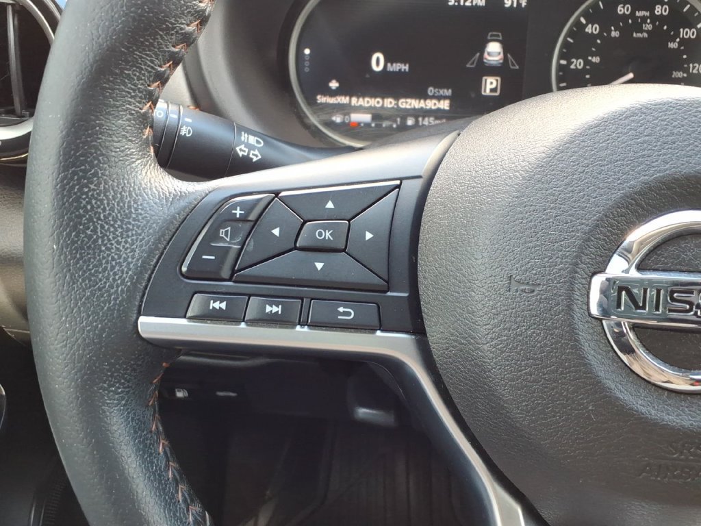 Used 2020 Nissan Kicks SR w/ SR Premium Package FWD image 33